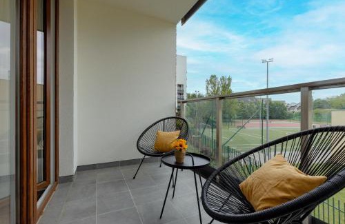 Ursynow Apartamento | Stunning Family Apartment Ursynów with Parking & Balcony by Noclegi Renters