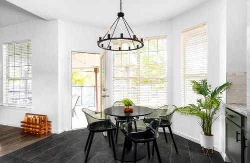 Pflugerville Casa | Stunning Family Home with Pool & Hot Tub - Sleeps 17