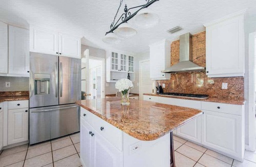 River District Casa | Stunning Family Retreat 4 Bedroom 3 Bathroom Pool Home with Huge Yard