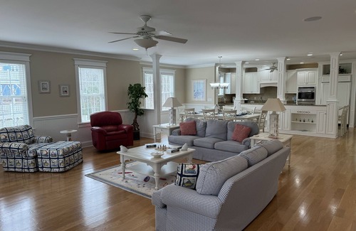 Emerald Isle Casa | Stunning, Family sized, fully furnished home with pool at Spinnaker's Reach.