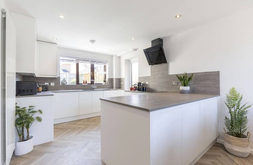 Cheltenham Casa | Stunning Five Bed Detached Home