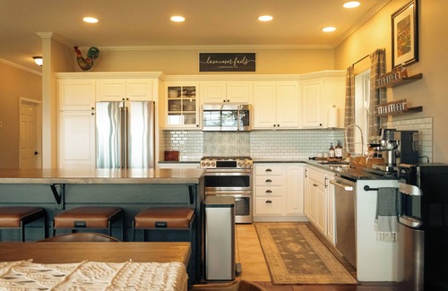 Bigfork Casa | Stunning Flathead Lake Views! 3-bedroom house in Bigfork w/private deck/firepit