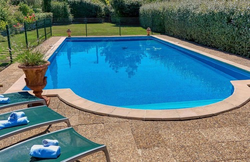 Evenos Casa | Estupenda casa de vacaciones privada para 8 personas con piscina privada, WIFI, A/C, TV y terraza