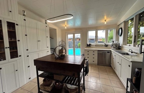 Leamington Casa | Stunning fully renovated Cambridge Villa!
