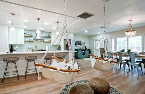 Bradenton Casa | 🌟 STUNNING!- Game Room, Pool, Beaches & Full Remodel!