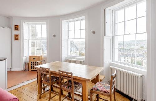 Bath Apartamento | Stunning Georgian Apartment in Central Bath