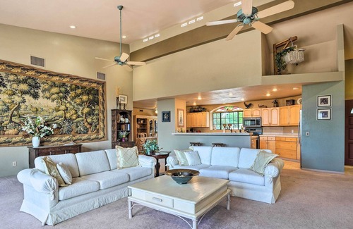 Pinyon Pines Casa | Stunning Getaway w/ Patio + Mountain Views!