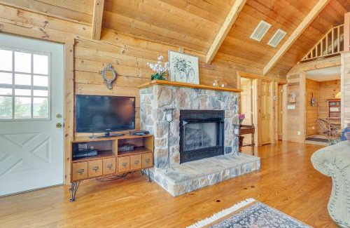 Ridgeway Casa | Stunning Gore Vacation Rental on 10 Acres of Land!