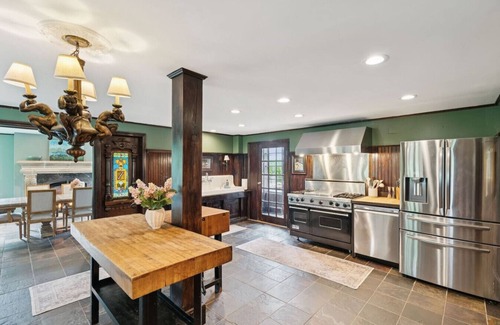 Bath Otro | Stunning Historic Maine Stone Castle