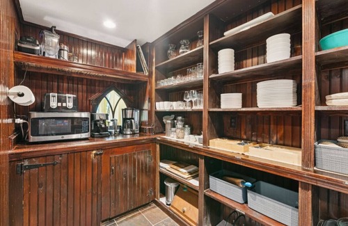 Bath Otro | Stunning Historic Maine Stone Castle