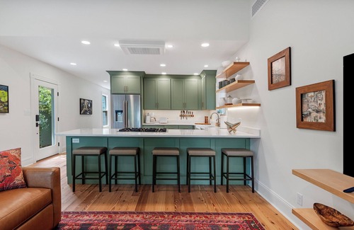 Chestertown Casa | Stunning Historic Downtown Home!! Within 2 Blocks of Fountain Park!!