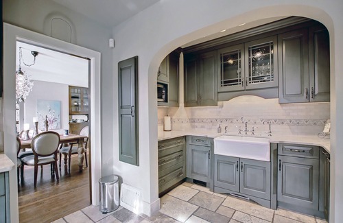 Southwest Calgary Casa | Stunning Historical Landmark in Elbow Park