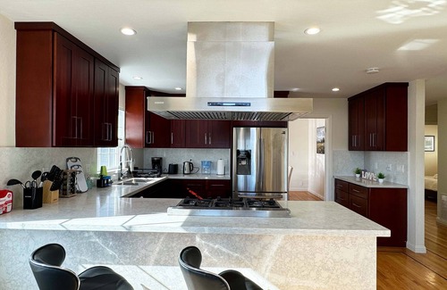 Downtown Casa | Stunning House in South SF