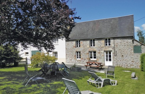 Lonlay-l'Abbaye Casa | Impresionante casa en Lonlay.