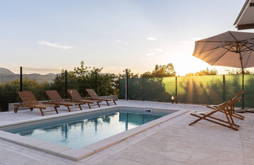 Central Dalmatia Casa | Impresionante casa en Blato na Cetini