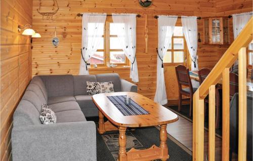 Vestvagøy Casa | Stunning Home In Bøstad With Wifi