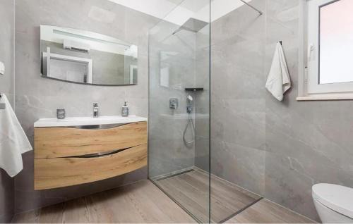 Bibici Casa | Stunning Home In Bibici