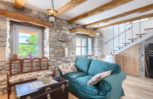 Buzet Casa | Impresionante casa en Buzet