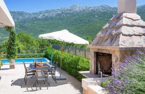 Dugopolje Casa | Impresionante casa en Dugopolje con.