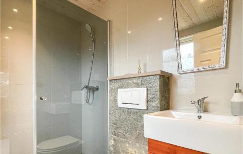 Ed Casa | Stunning Home In Ed With Kitchen