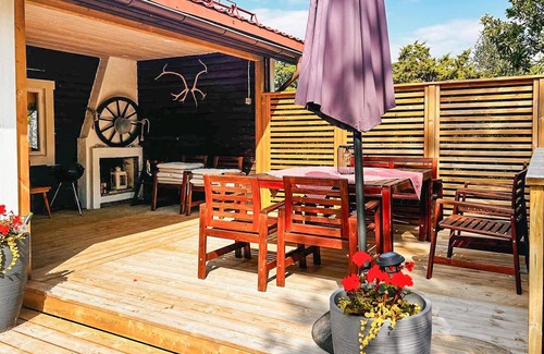 Hjaelteby Casa | Impresionante casa en Hjälteby con.