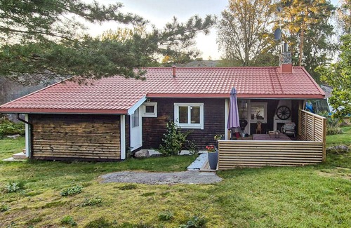 Hjaelteby Casa | Impresionante casa en Hjälteby con.