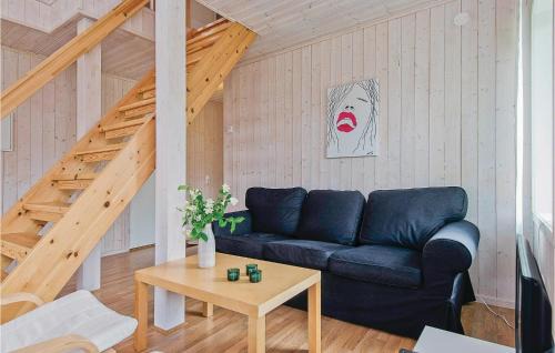 Holmsjo Casa | Stunning Home In Holmsjö With Kitchen