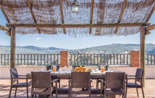 Iznajar Casa | Stunning Home In Iznájar With Wifi
