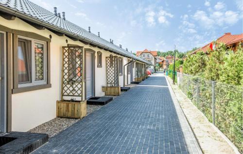 Krynica Morska Casa | Stunning Home In Krynica Morska With Wifi