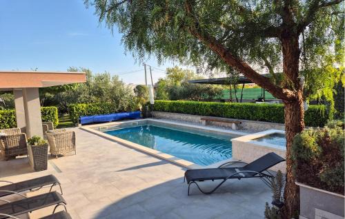 Kastela Casa | Stunning Home In Kastel Stari