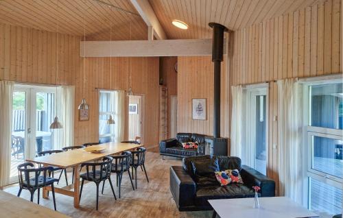 Hvorup Klit Casa | Stunning Home In Løkken With Sauna