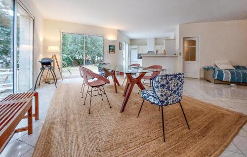 La Palmyre Casa | Stunning Home In Les Mathes With Wifi