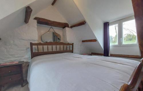 Lignol Casa | Stunning Home In Lignol With Kitchen