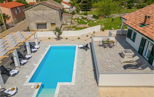 Lun Casa | Stunning Home In Lun With Wifi