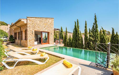 Mancor de la Vall Casa | Stunning Home In Mancor De La Vall