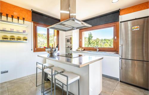 Mancor de la Vall Casa | Stunning Home In Mancor De La Vall