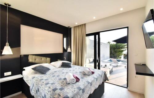 Veliko Brdo Casa | Stunning Home In Makarska With Wifi