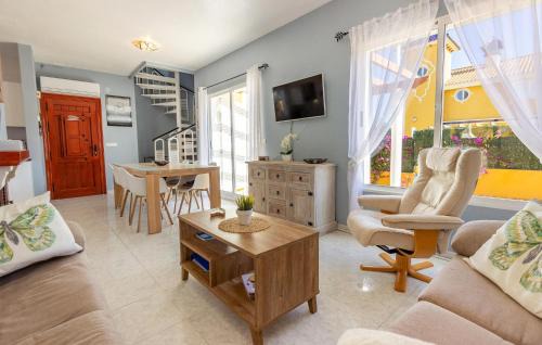 Mazarrón Casa | Stunning Home In Mazarrón With Kitchen