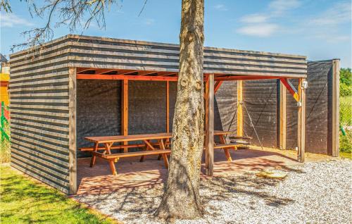 Mielno Casa | Stunning Home In Mielno With Wifi