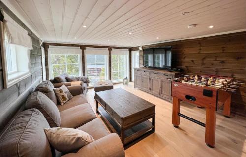 Nord-Torpa Casa | Stunning Home In Nord-Torpa With Wifi