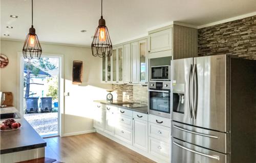 As Municipality Casa | Stunning Home In Nordre Frogn