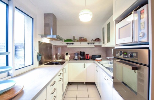 Pirou Casa | Impresionante casa en Pirou con cocina.