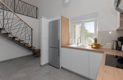 Podbablje Casa | Stunning home in Poljica with kitchen
