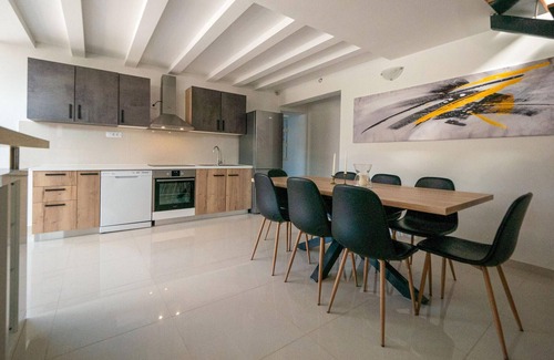 Vinkuran Casa | Impresionante casa en Pula