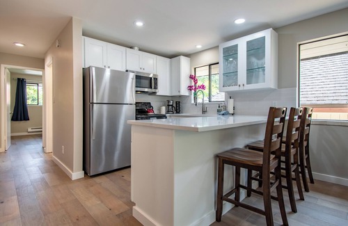 East Queen Anne Casa | Stunning Home in Queen Anne near Space Needle!