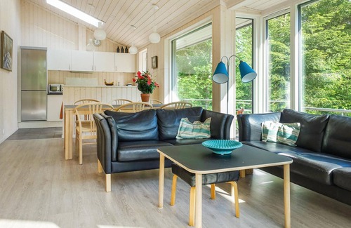 Ronne Casa | Impresionante casa en Rønne con cocina