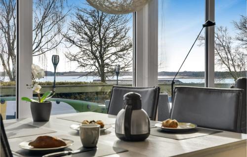Ronbjerg Casa | Stunning Home In Roslev With Kitchen