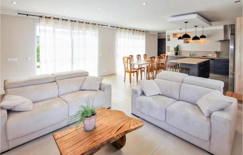 Saint-Thome Casa | Stunning Home In Saint-Thomé With Wifi