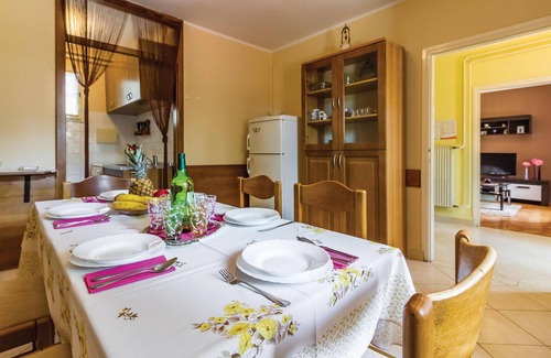 Marcana Casa | Impresionante casa en Segotici con WiFi