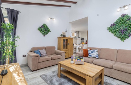 Stinjan Casa | Impresionante casa en Stinjan